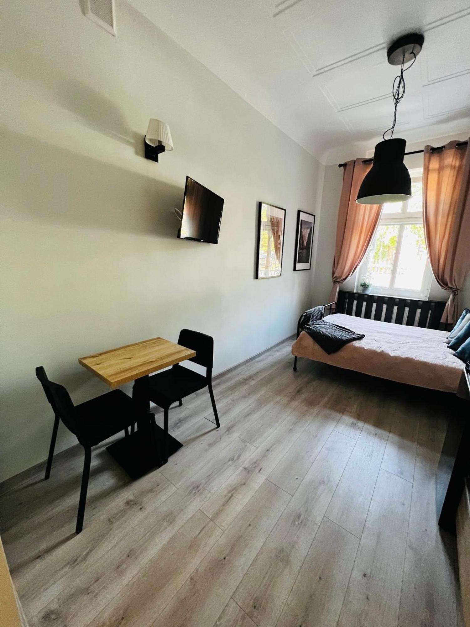 Plac Swietej Katarzyny 13 Apartment ทอรูน ภายนอก รูปภาพ