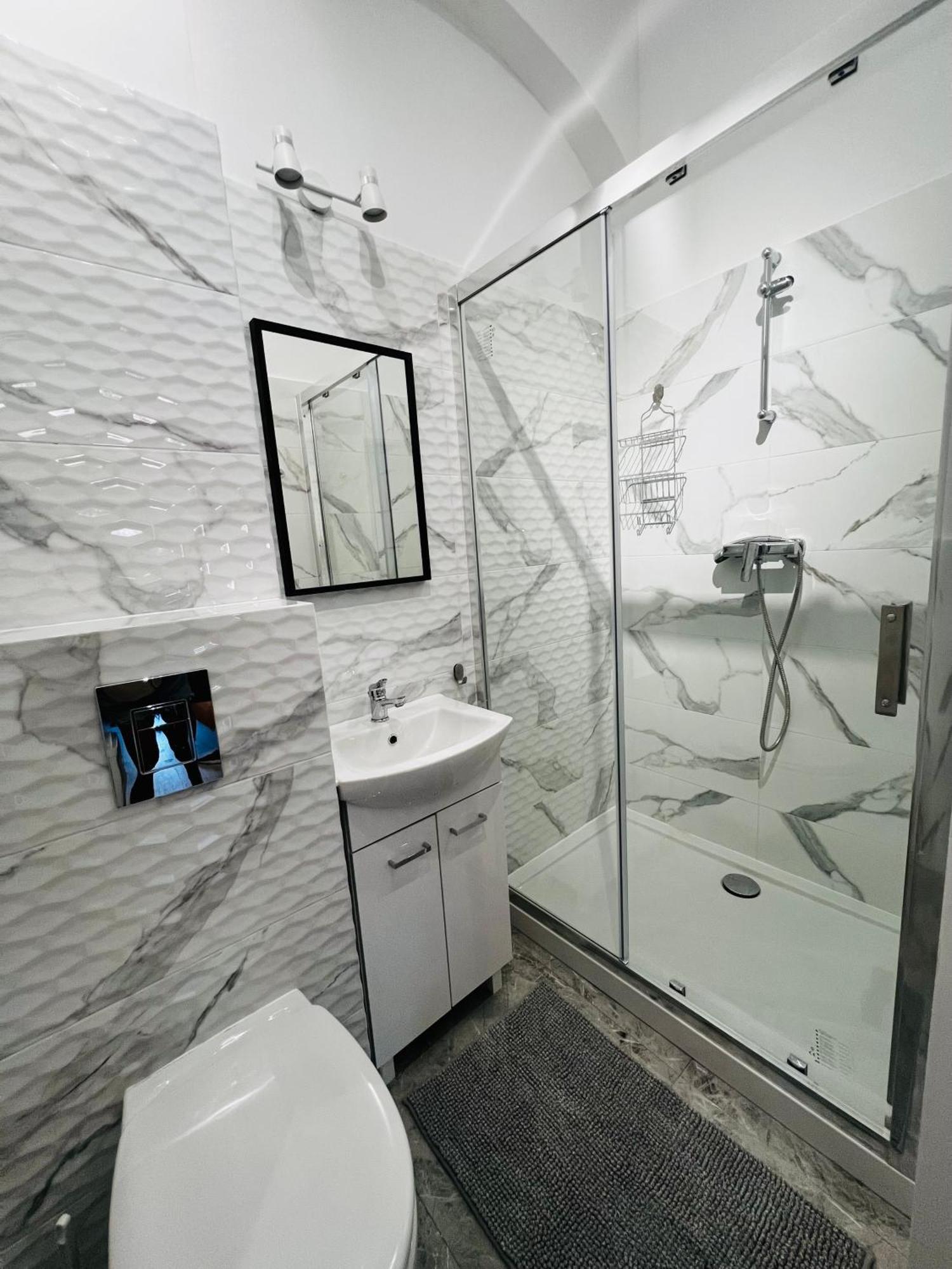 Plac Swietej Katarzyny 13 Apartment ทอรูน ภายนอก รูปภาพ