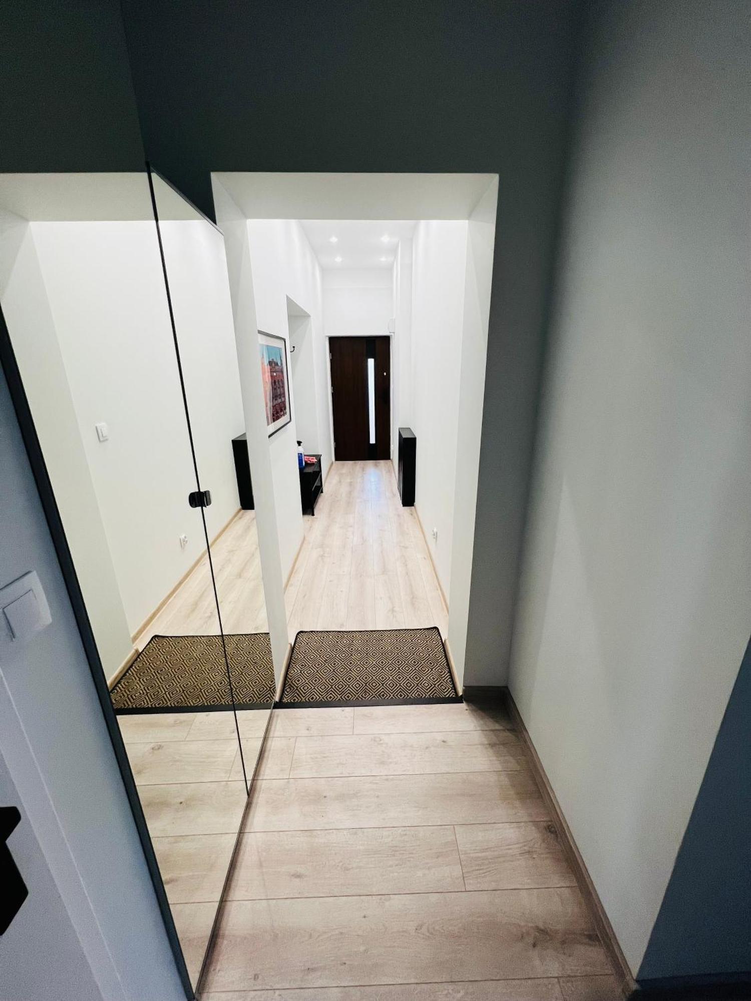 Plac Swietej Katarzyny 13 Apartment ทอรูน ภายนอก รูปภาพ